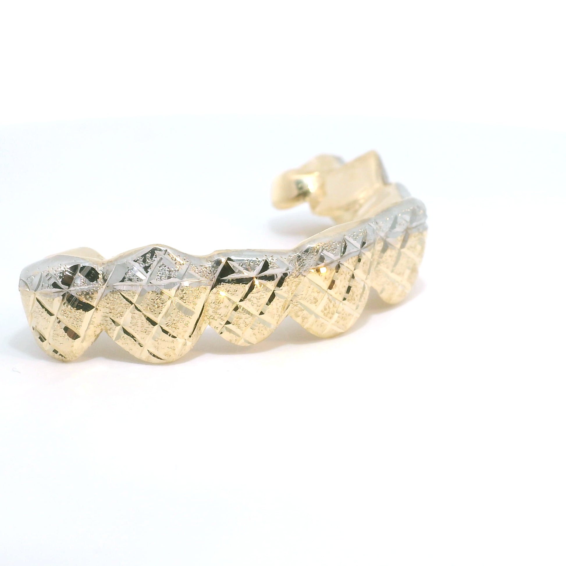 Diamond Cut 10K Grillz image 2